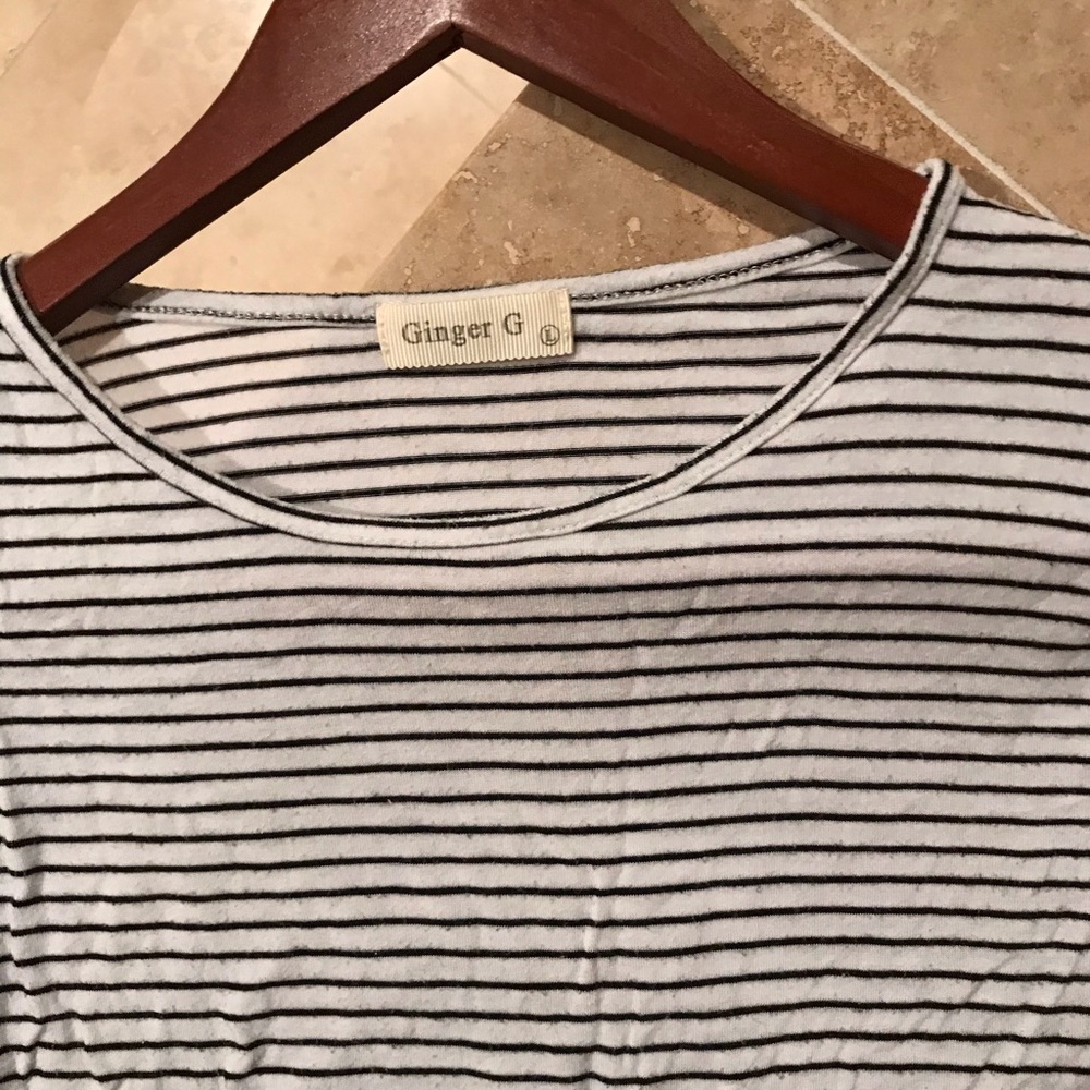 Striped top. - Picture 3 of 3